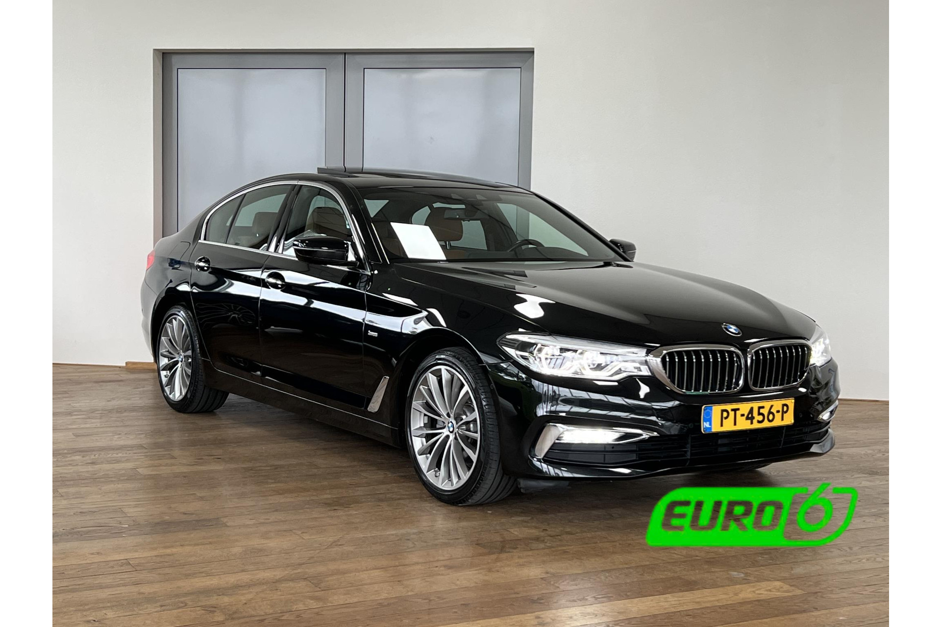 BMW 5 Serie 520d High Executive*DAKJE*HUD*CRUISE*NAVI.PROF*LED